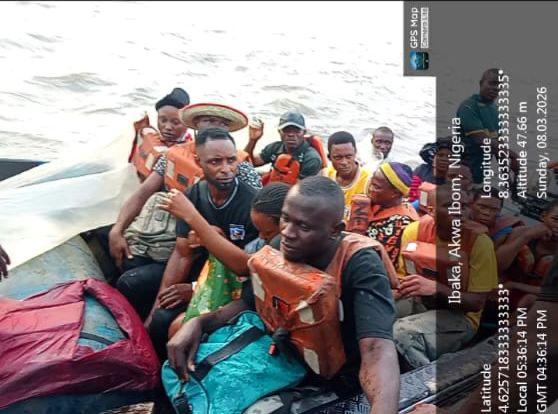 Nigerian Navy Foils Sea Robbery on Ibaka–Calabar Channel, Rescues 16 Passengers from Kidnappers